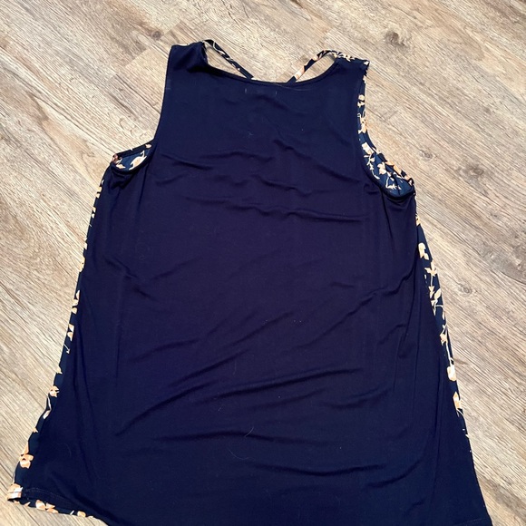 Maurice’s tank/blouse - Picture 4 of 4